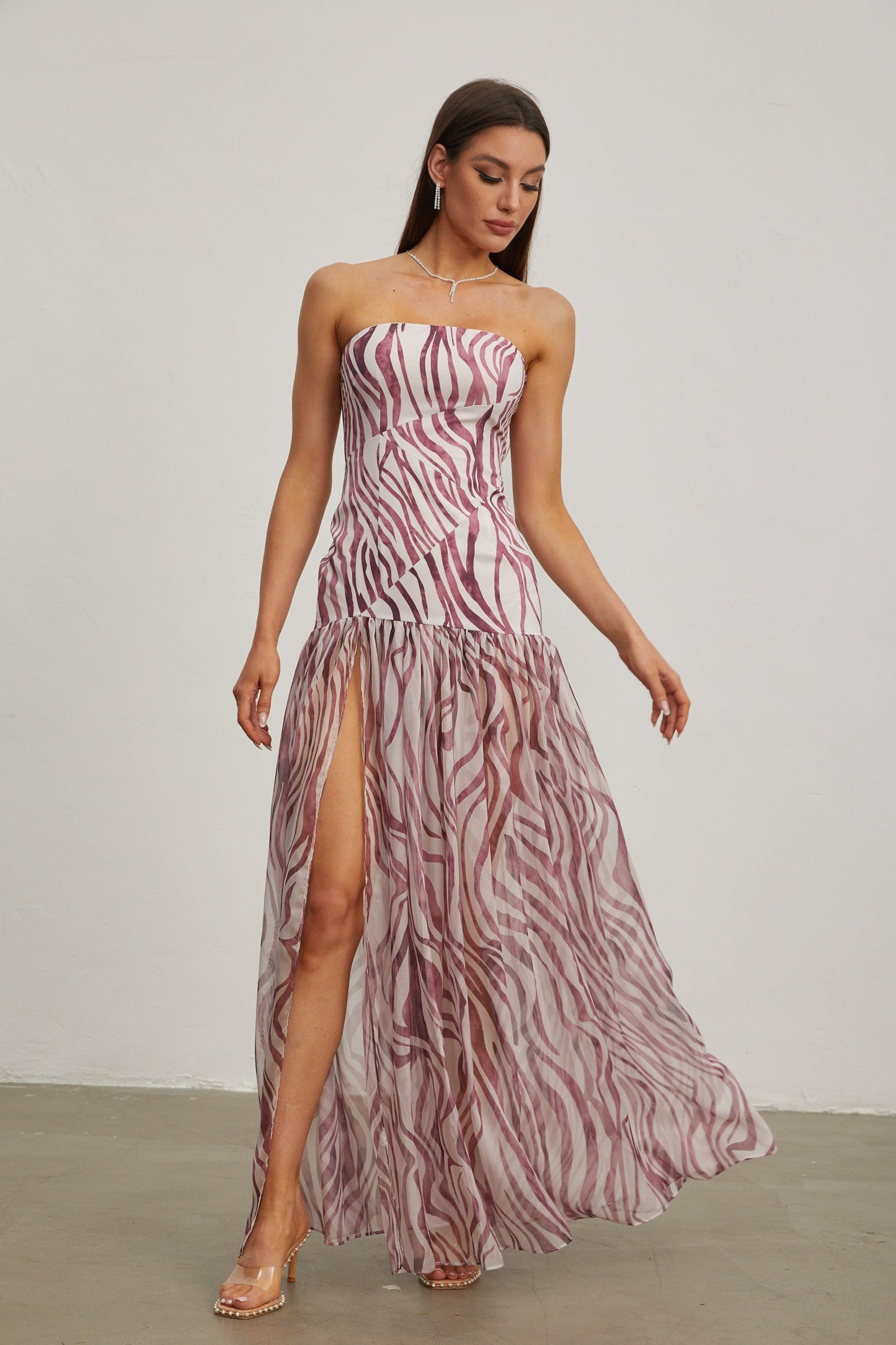 Giselle Rose Zebra Desenli Straplez Uzun Elbise