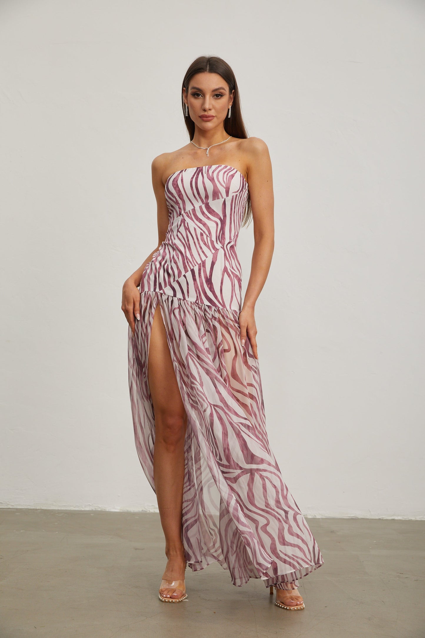 Giselle Rose Zebra Desenli Straplez Uzun Elbise