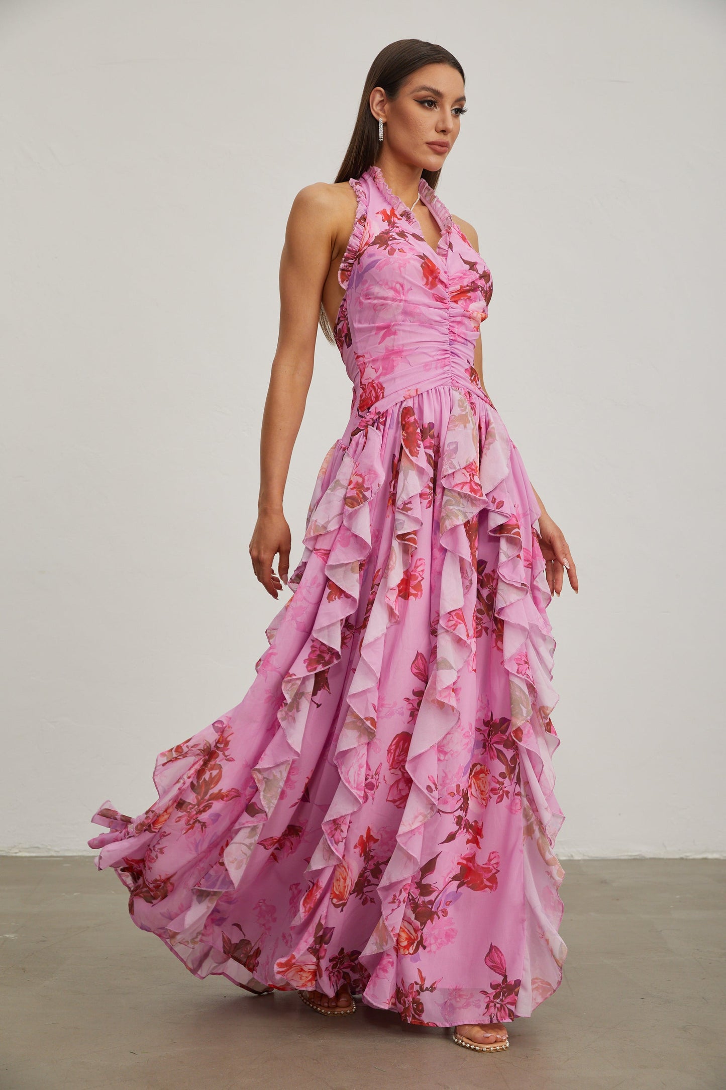 Eulalie Pembe Petal Ruffled Halter Uzun Elbise