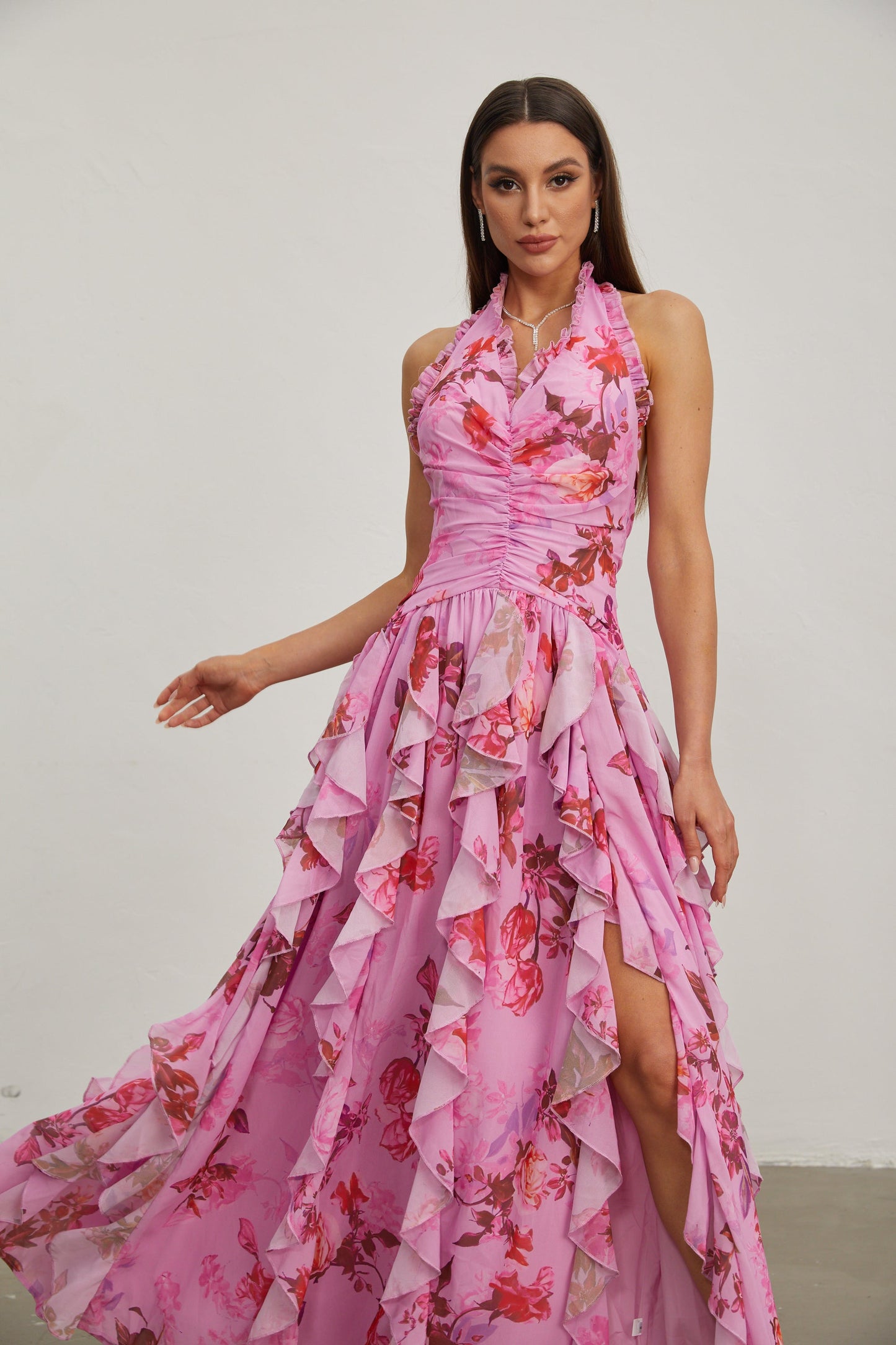 Eulalie Pembe Petal Ruffled Halter Uzun Elbise
