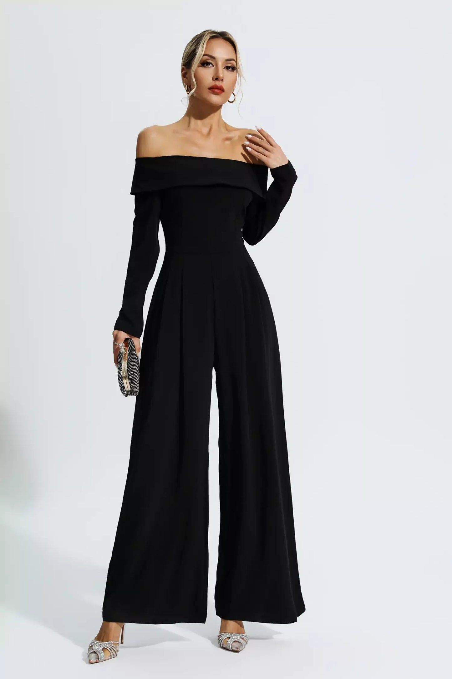 Cassidy Siyah Omuz Açık Drape Tulum