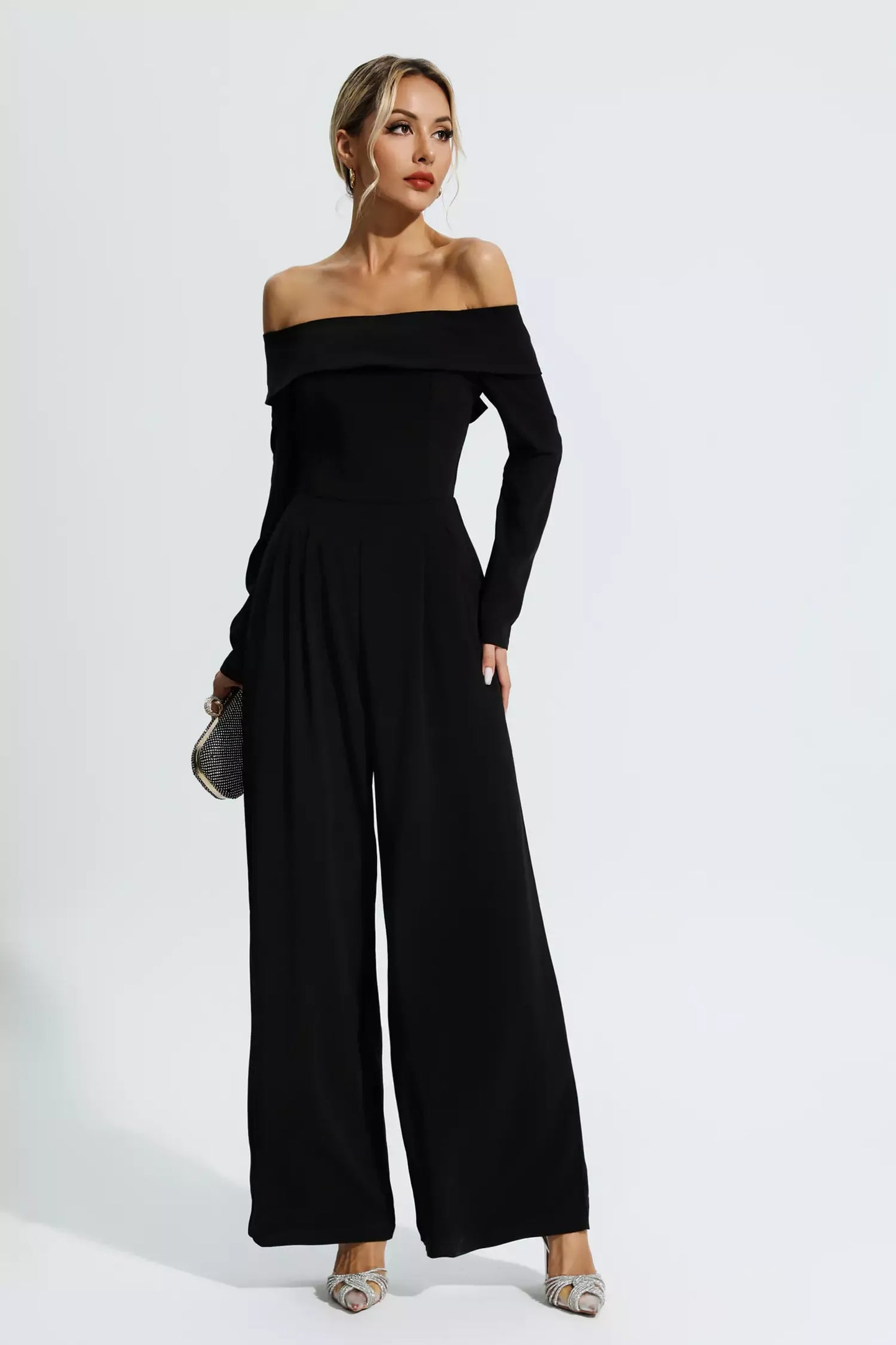 Cassidy Siyah Omuz Açık Drape Tulum