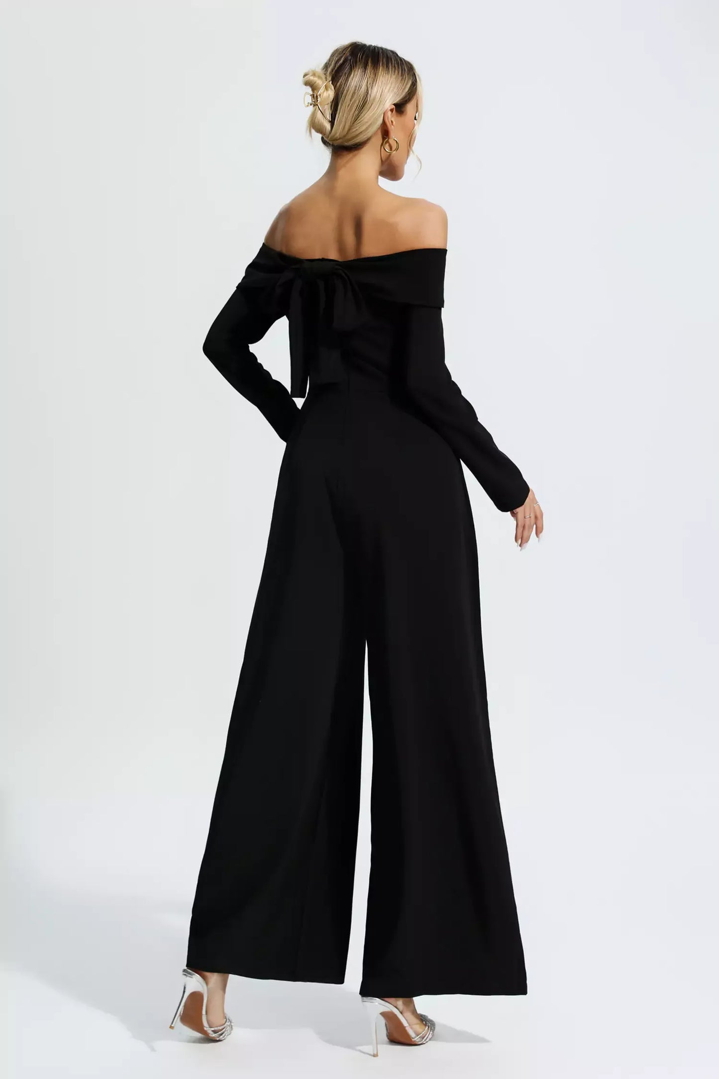 Cassidy Siyah Omuz Açık Drape Tulum