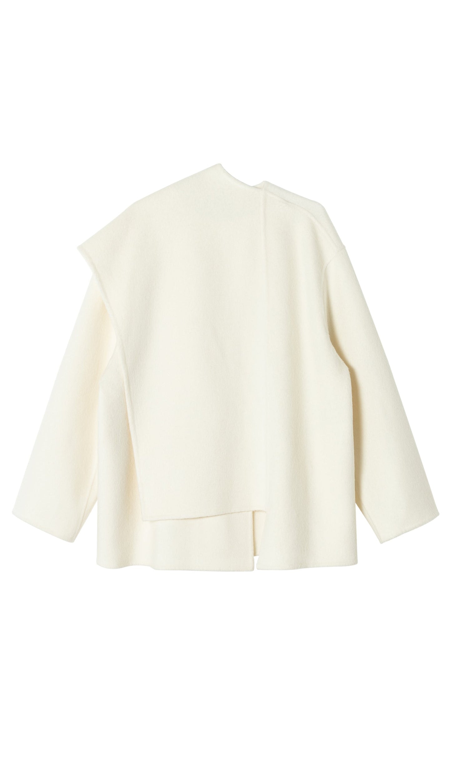 Asimetrik Kesim Beyaz Oversize Blazer Ceket