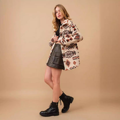 Etnik Desenli Yeşil Oversize Polar Ceket
